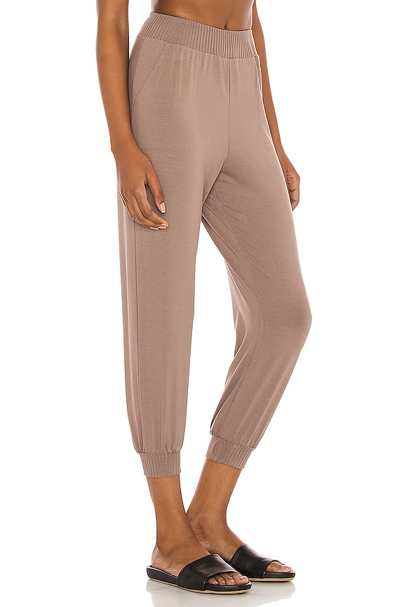 view 2 of 4 Jogger in Tabac