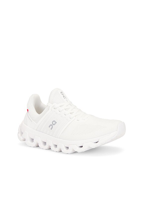 view 2 of 6 CLOUDSWIFT 3 AD 스니커즈 in Undyed White & White