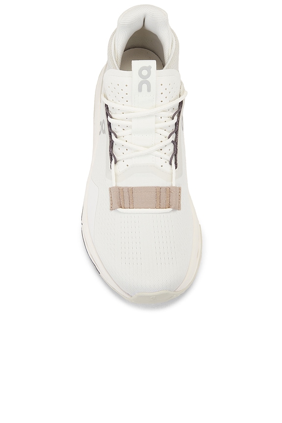 On Cloudnova 2 Sneaker in Ice & Sand | REVOLVE