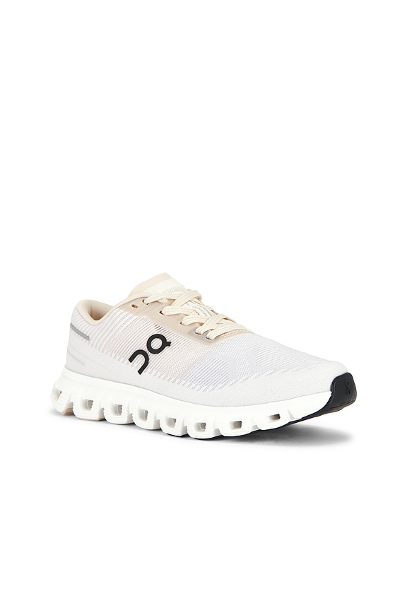 view 2 of 6 CLOUD 6 PUSH 스니커즈 in Sand & Wolf