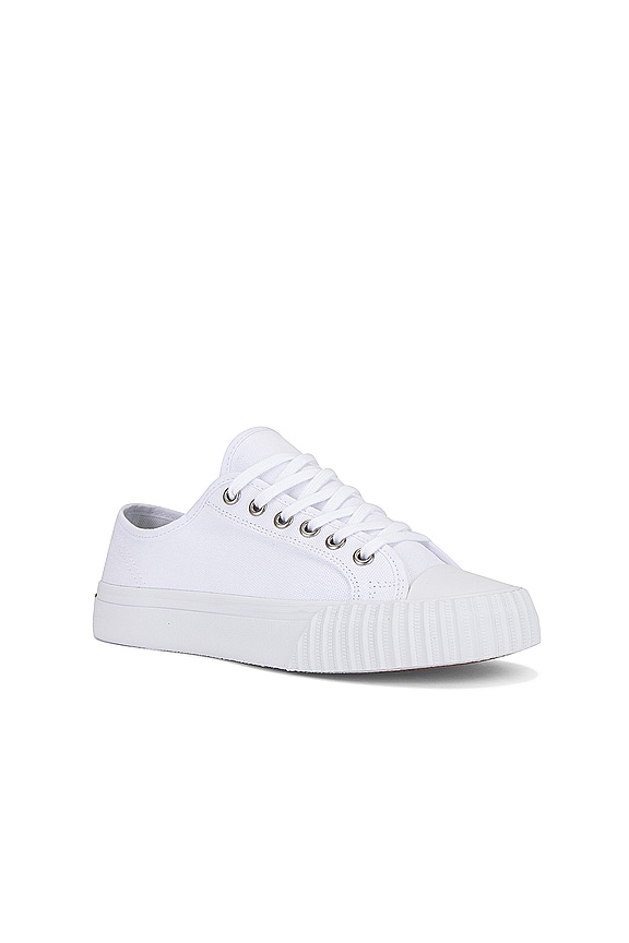 view 2 of 6 CENTER LO 스니커즈 in White