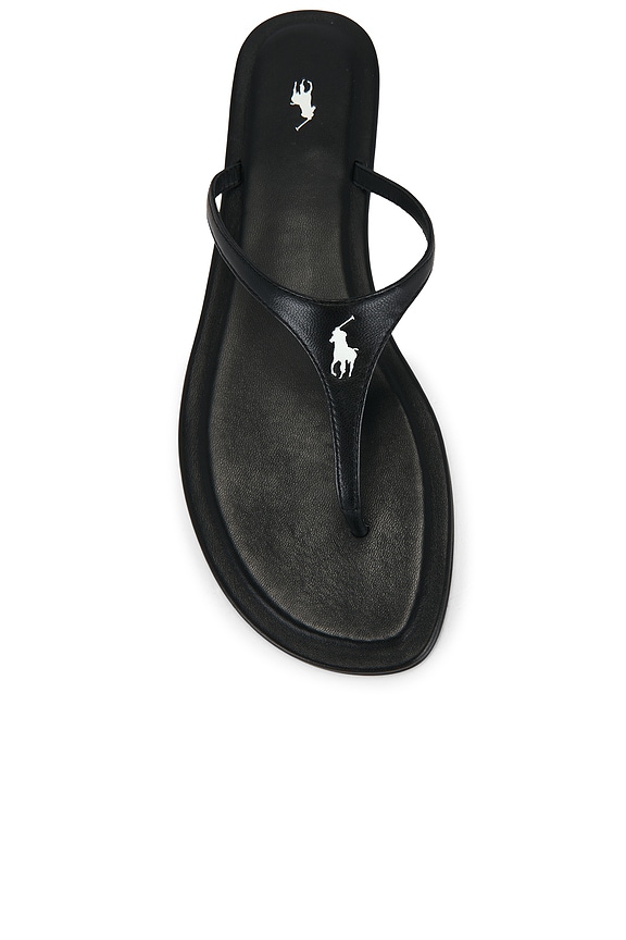 Polo Ralph Lauren ブラックサンダル Polo Ralph Lauren NAPPA PLAY THONG サンダル - Black | REVOLVE