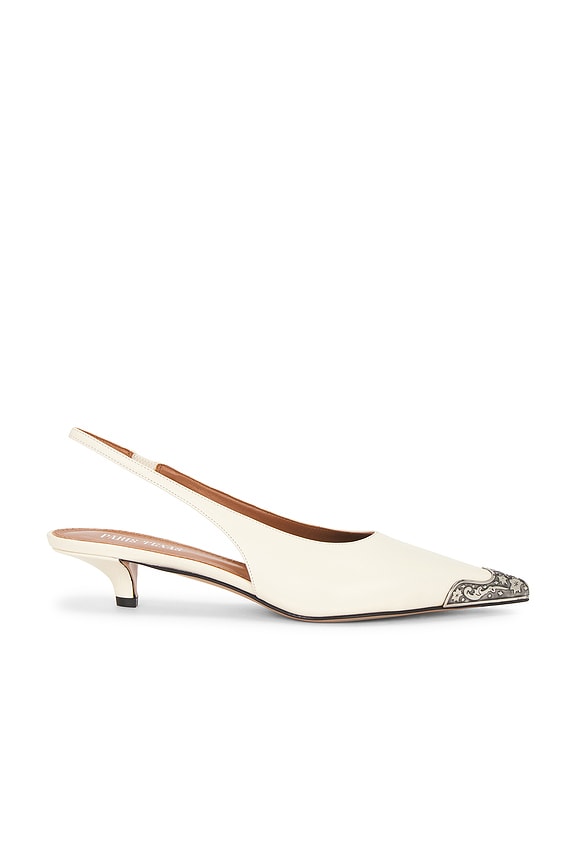 view 1 of 5 SAPATO BAIXO CHANEL JESSICA WESTERN 35 in Milk