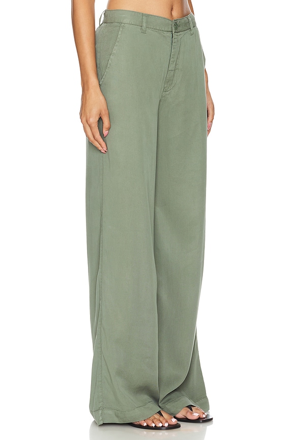 view 2 of 4 JADYN パンツ in Olivine