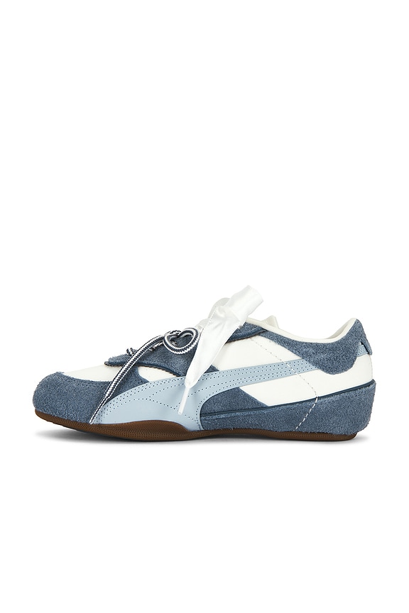 Bella Mina Sneakers