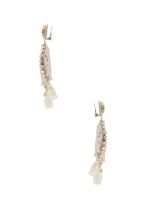 view 2 of 3 PENDIENTES CON PERLA COLGANTE in White