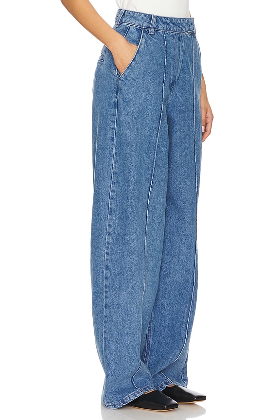 view 2 of 6 ワイドレッグデニム in Vintage Indigo