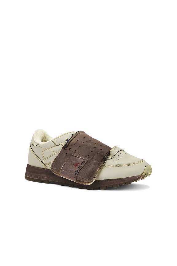 view 2 of 6 ZAPATILLA DEPORTIVA in Dark Olive