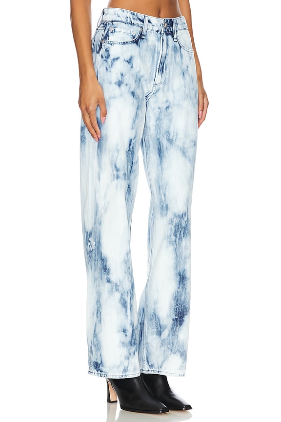 view 2 of 6 PIERNA ANCHA LOGAN in Indy Arteco