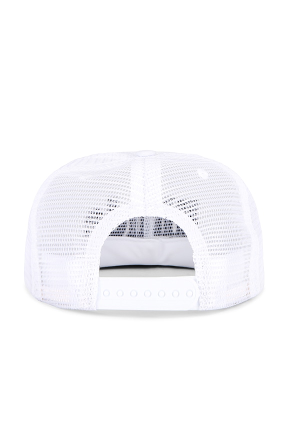 view 2 of 3 CHAPEAU in White