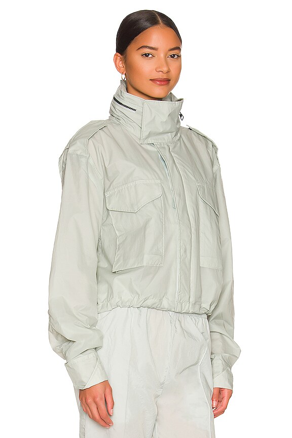 view 2 of 5 CORTAVIENTOS VB in Sea Spray