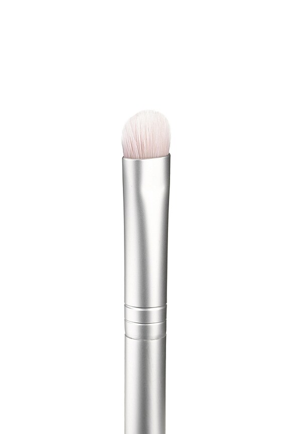 view 2 of 2 PINCEAU À MAQUILLAGE POWDER EYE SHADOW in 