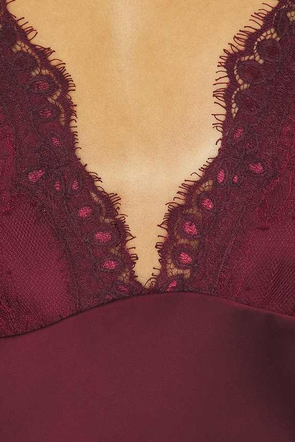 Lace Detail Maxi Dress