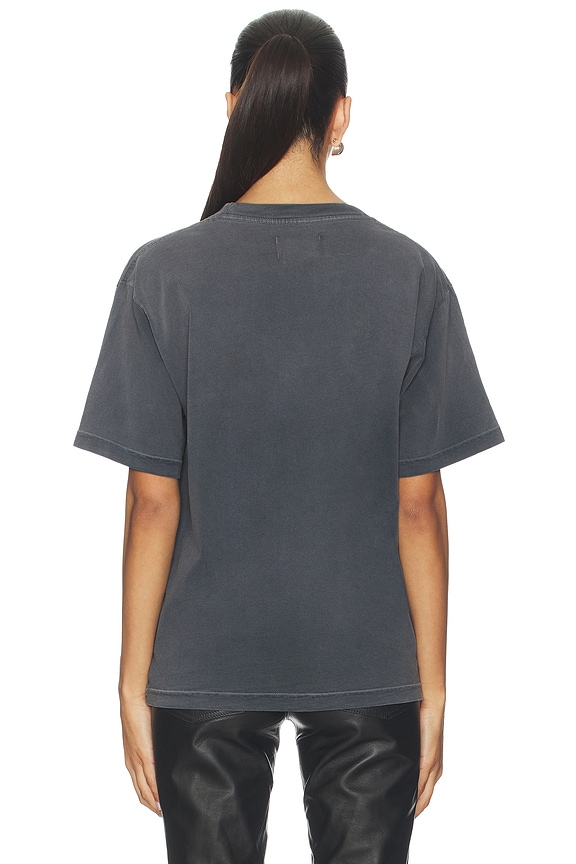 Remington Stone Tシャツ - Navy | REVOLVE