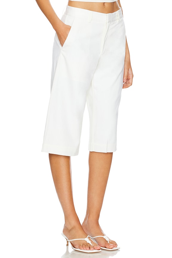 view 2 of 6 BERMUDA ショートパンツ in Milk