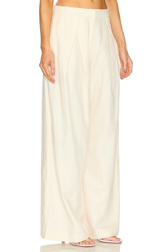 view 2 of 6 ワイドレッグ in Ivory