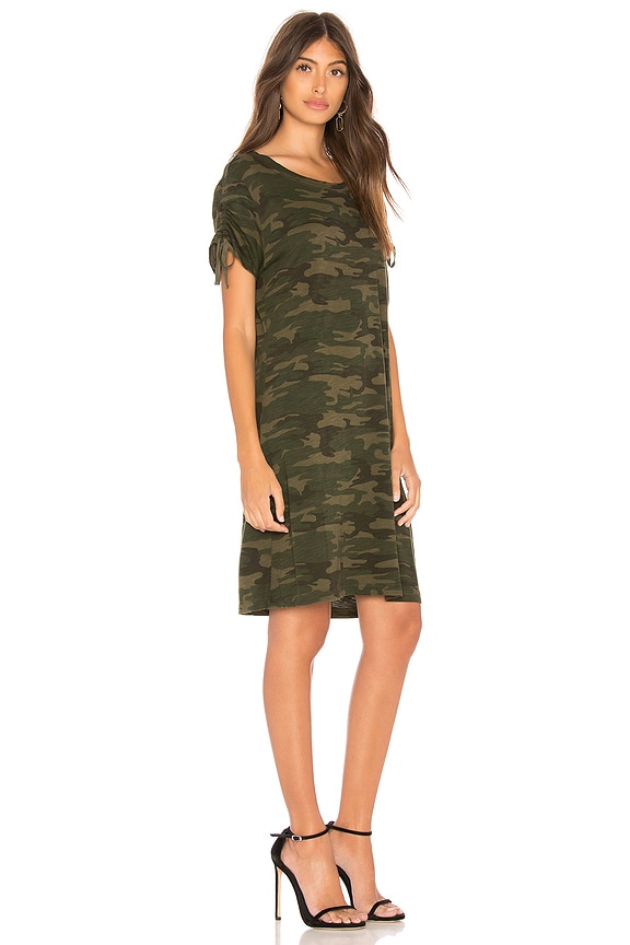 view 2 of 3 ROBE OJAI in Mother Nature Camo