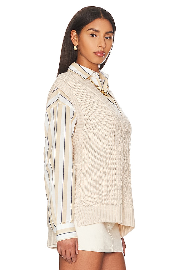 view 2 of 4 ЖИЛЕТ in Toasted Marshmallow