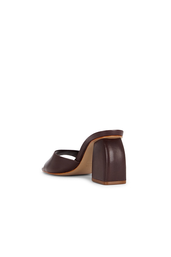 Leena Sandal
