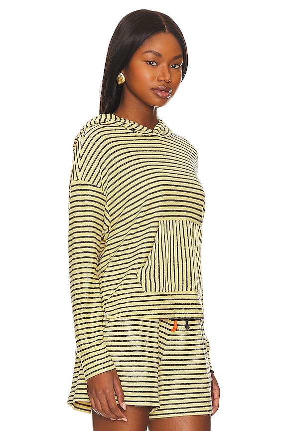 view 2 of 4 SUDADERA CORTA in Gold