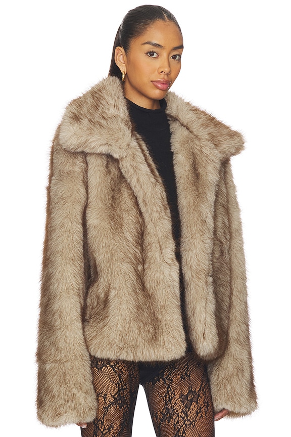 view 2 of 4 CHAQUETA FAUX FUR in Cream