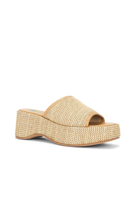 view 2 of 5 OCEAN MIST サンダル in Natural Raffia