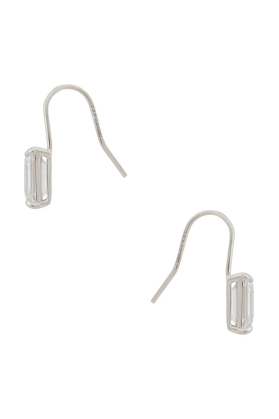 view 2 of 2 PENDIENTE DE GANCHO EMERALD BAGUETTE in Silver