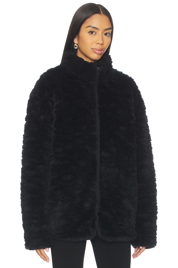 SKIMS Faux Fur Zip Up Mock Neck Jacket in Onyx | REVOLVE