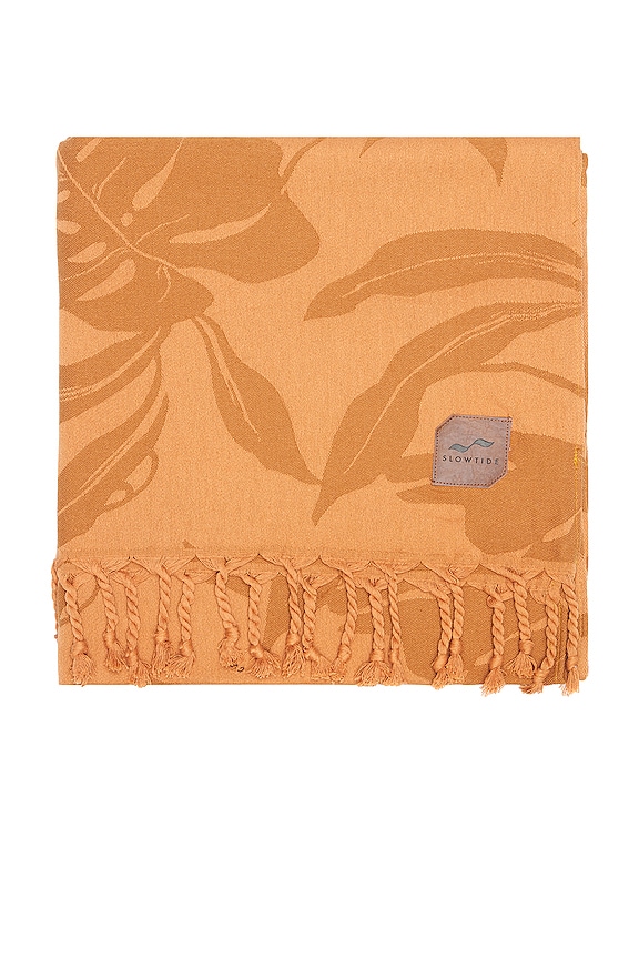 view 2 of 3 MANTA LIGERA HUAKE LIGHTWEIGHT THROW BLANKET in Bronze