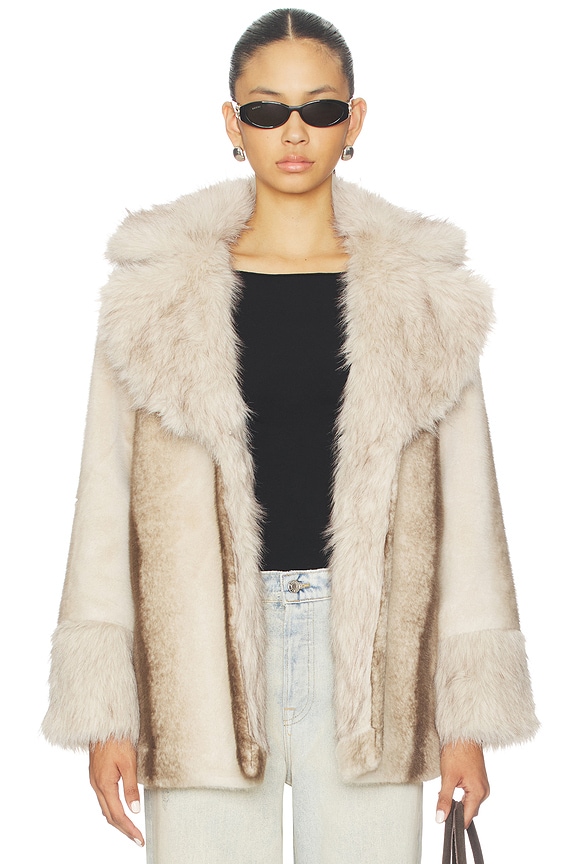 view 2 of 5 ПАЛЬТО CARMELINA in Multi