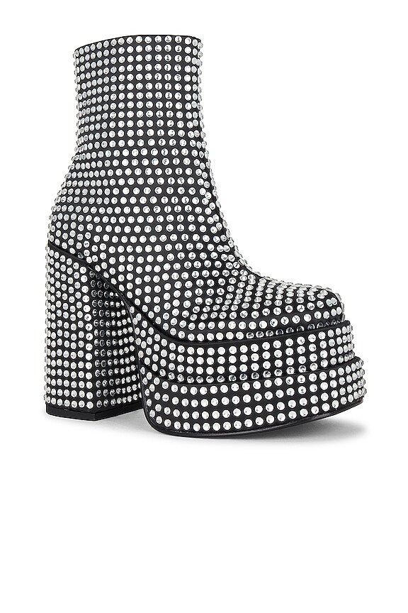 view 2 of 5 COBRA 부티 in Black