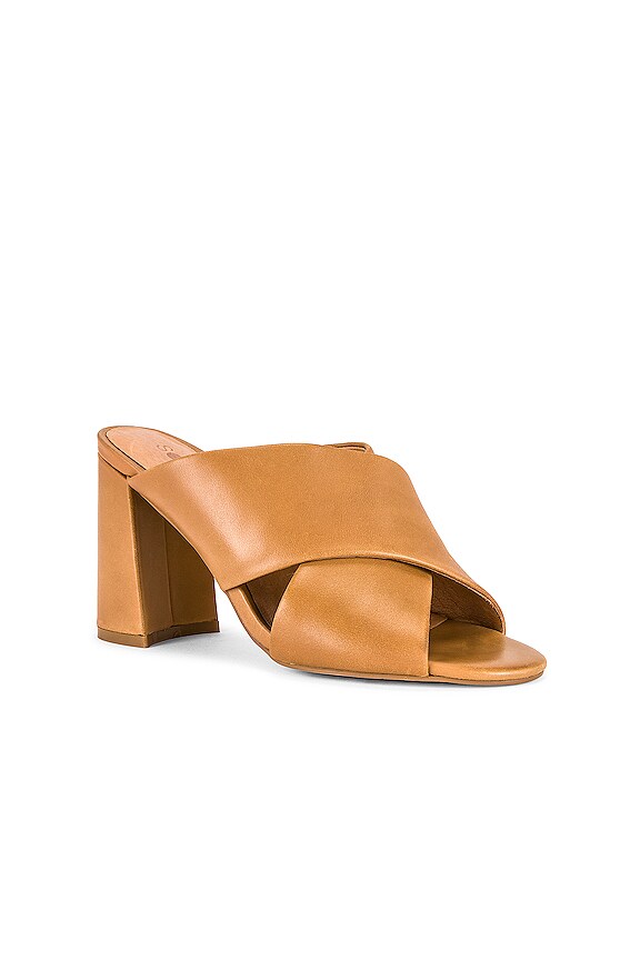 view 2 of 5 LISA ミュール in Tan