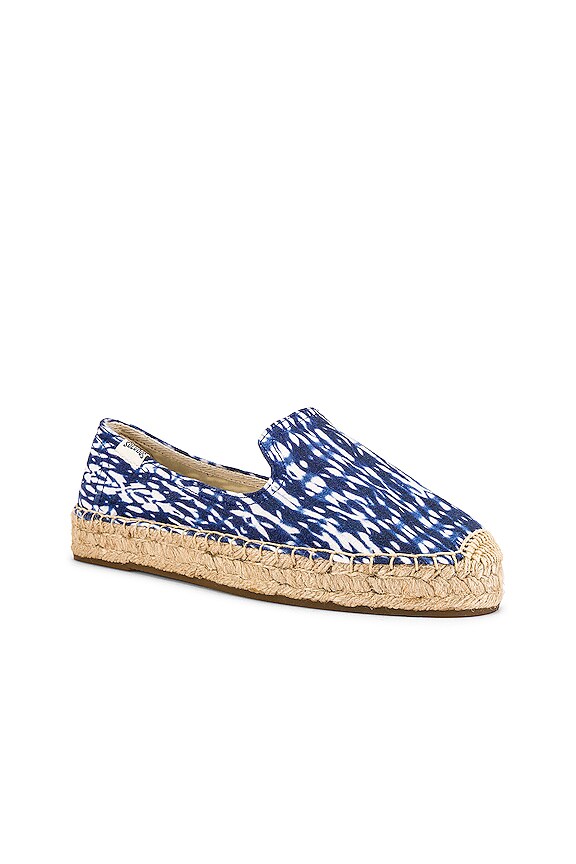 view 2 of 5 SHIBORI 에스파듀 in Blue