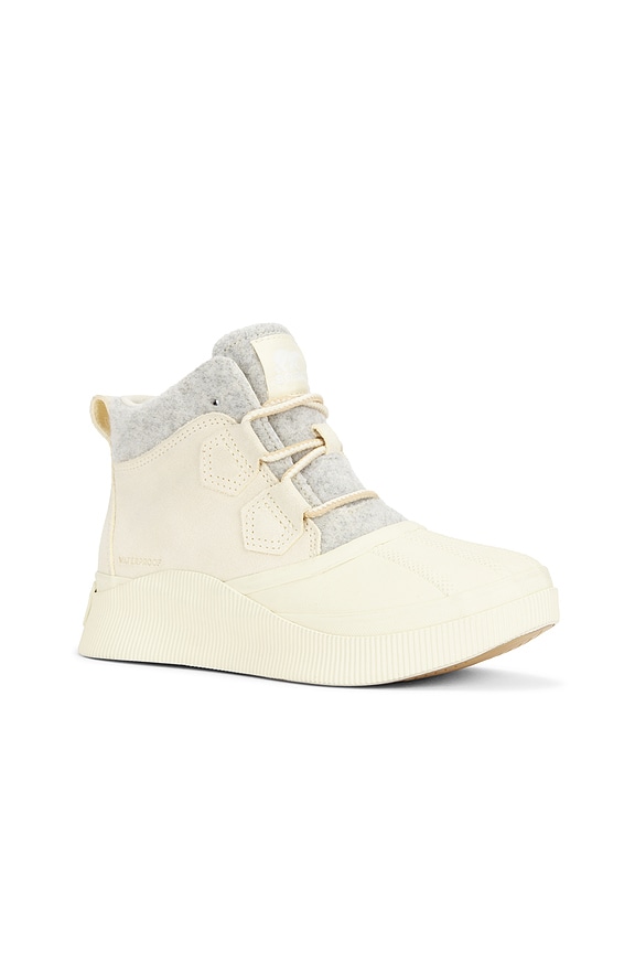 view 2 of 5 BOTA OUT N ABOUT IV CLASSIC WP in Honey White & Dove