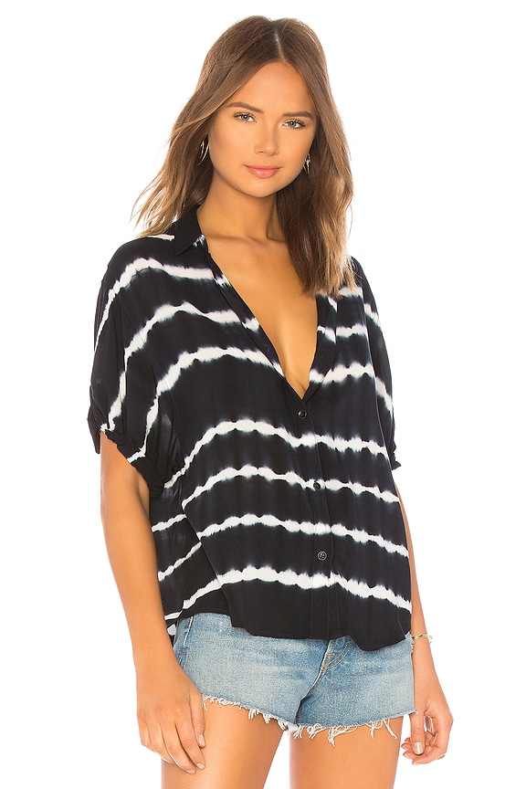 view 2 of 4 La Marea Tie Dye Top in Navy & White