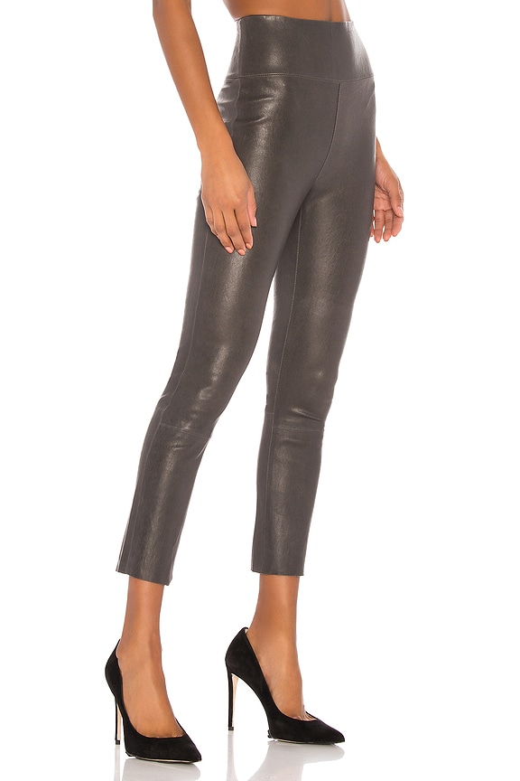 view 2 of 4 High Waist 3/4 Legging in Anthracite