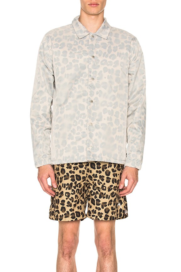 view 2 of 6 CHAQUETA LEOPARD in Leopard