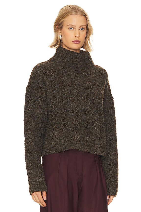 view 2 of 4 PULL THEO in Pine