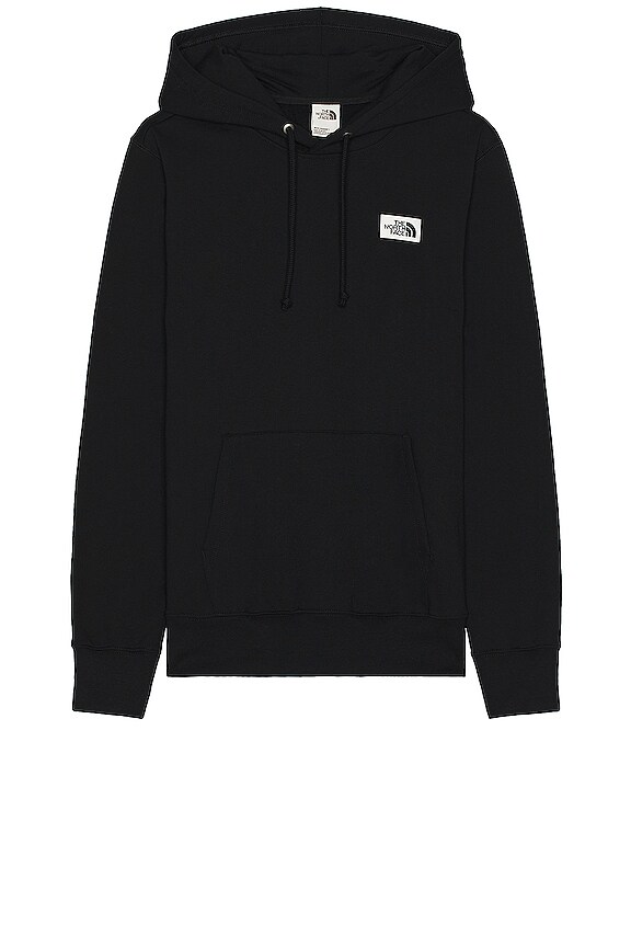 The North Face Heritage Patch Pullover Hoodie in Tnf Black REVOLVE