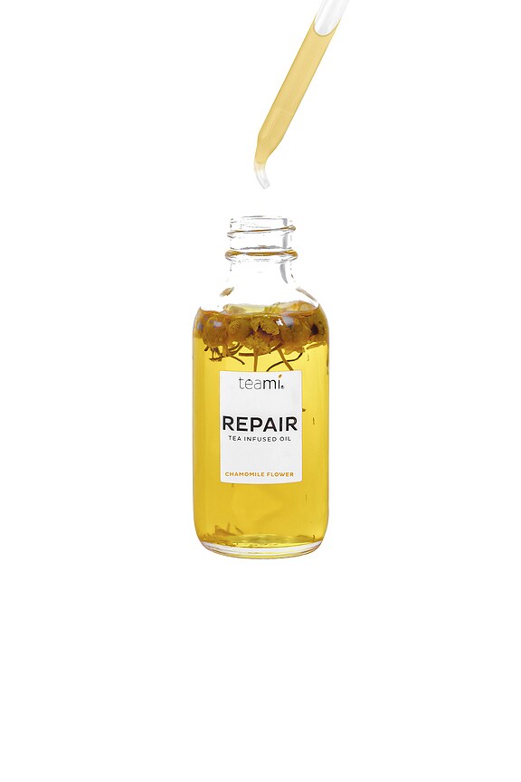 view 2 of 3 ACEITE FACIAL REPAIR TEA INFUSED FACIAL OIL in Chamomile Flowers