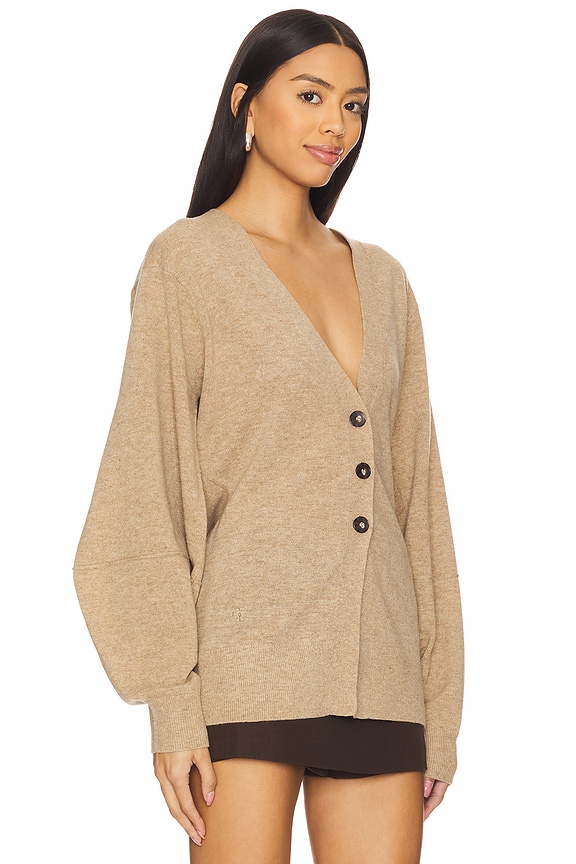 view 2 of 4 COMO カーディガン in Camel