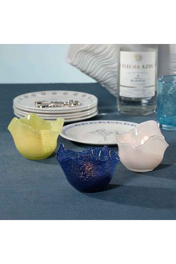 view 2 of 3 PORTAVELAS DE CRISTAL ONDULADO WAVY BOWL GLASS TEALIGHT HOLDER in Green