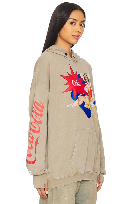 view 2 of 6 WE WANT COKE 후디 in Camel Gold