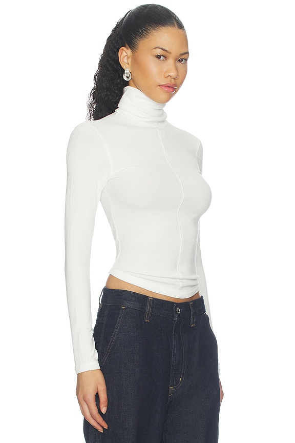 view 2 of 4 TOP CUELLO VUELTO MADS  in White