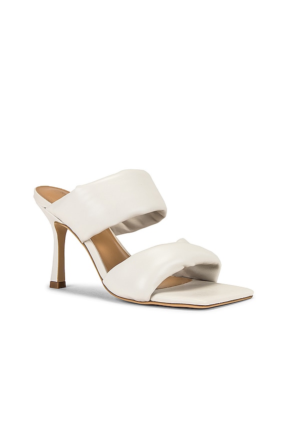 view 2 of 5 SANDALES LUCY in Dove Nappa