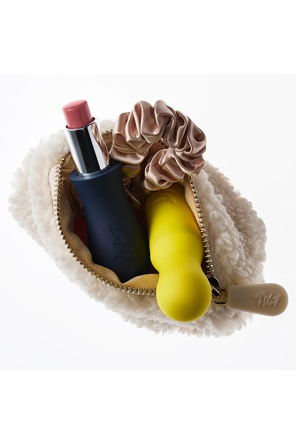 view 2 of 3 THE COMFY POUCH メイクアップバッグ in Soft Serve