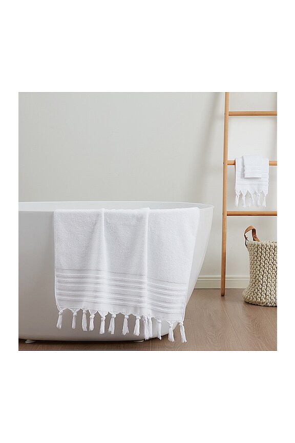 view 2 of 4 SERVIETTE DE BAIN AVA in Bright White