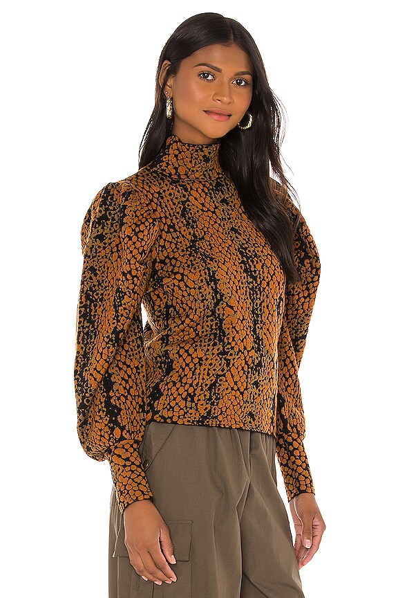 view 2 of 4 SASCHA セーター in Amber Python