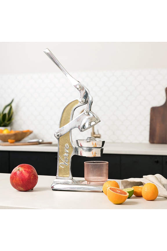 Small Citrus Juicer