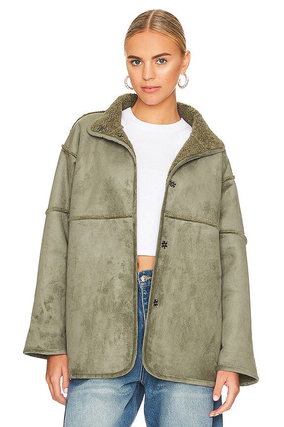 view 2 of 5 MANTEAU ALBANY REVERSIBLE SHERPA in Sage